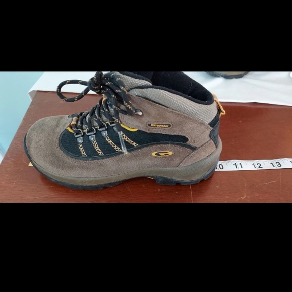 Hi-Tec waterproof boots - child's size 4 - Picture 11 of 11